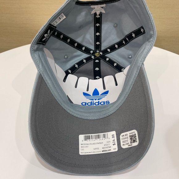 New With Tags Adidas Pastel Blue Hat - Picture 3 of 3